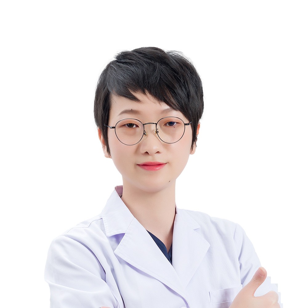 余玲明 
